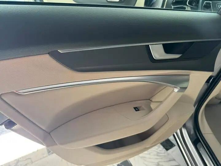 Audi A6 Avant 40 2.0 TDI quattro ultra S tronic Business Design