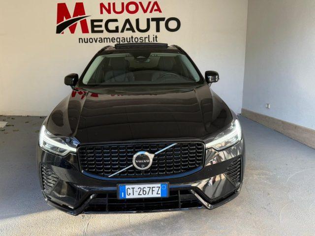 VOLVO XC60 B4 (d) AWD automatico Plus Dark