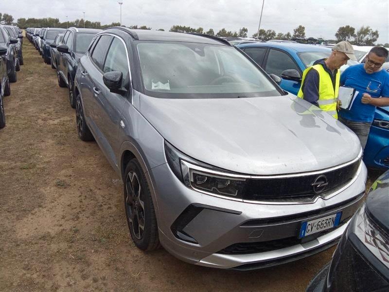 Opel Grandland 1.5 DIESEL ECOTEC 131CV AUT. ULTIMATE ( FARI LED - TELECAMERA POST. PDC NAVI )