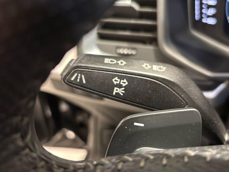 Audi A1 A1 citycarver 30 TFSI S tronic