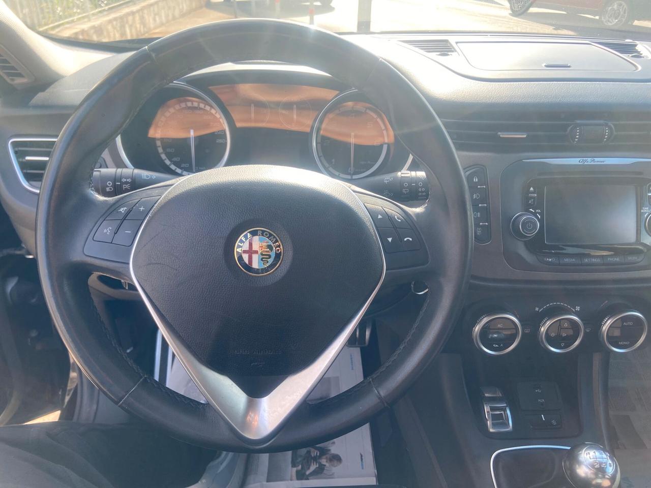 Alfa Romeo Giulietta 1.6 JTDm-2 105 CV Exclusive