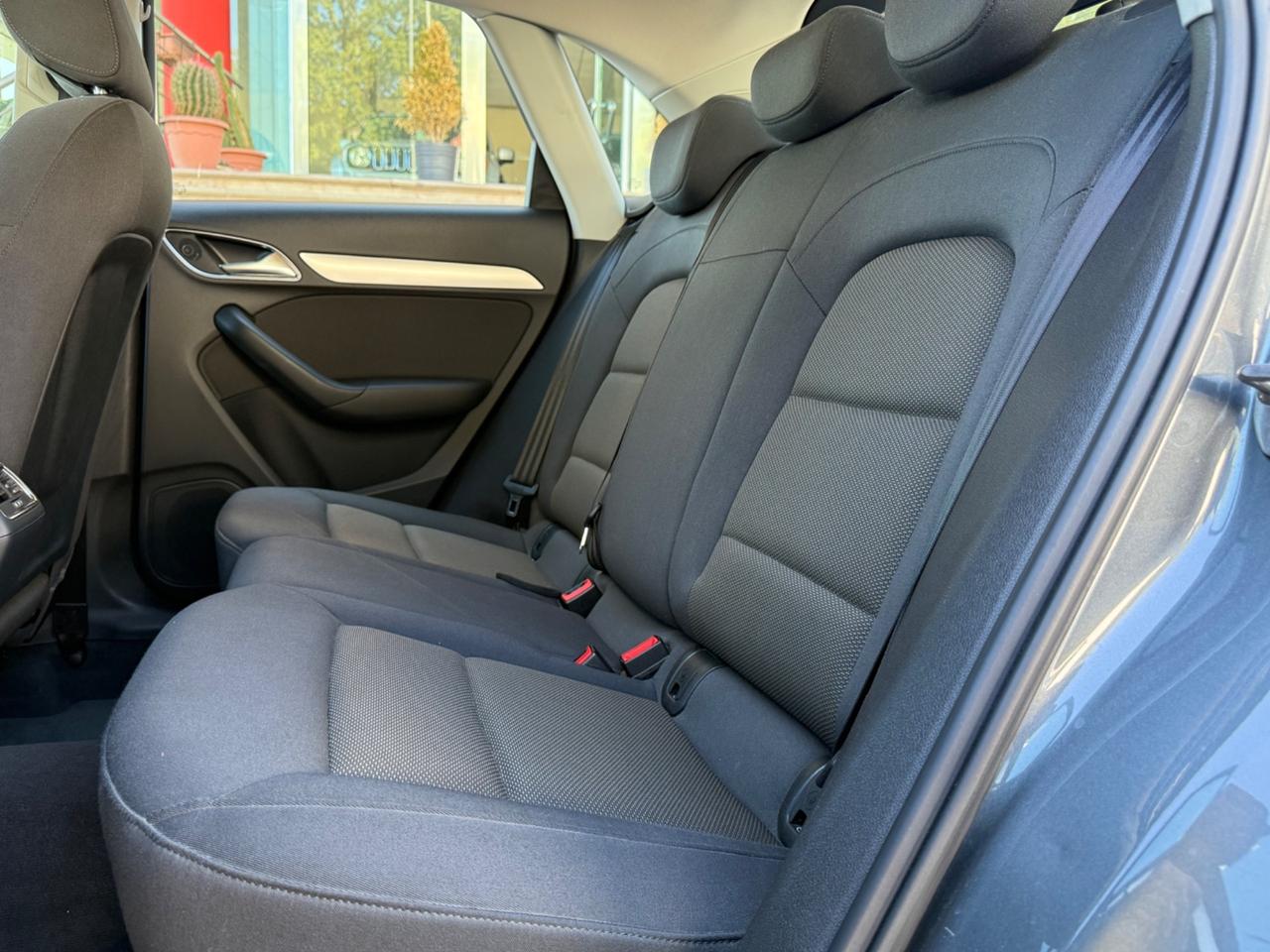 Audi Q3 2.0 TDI Business