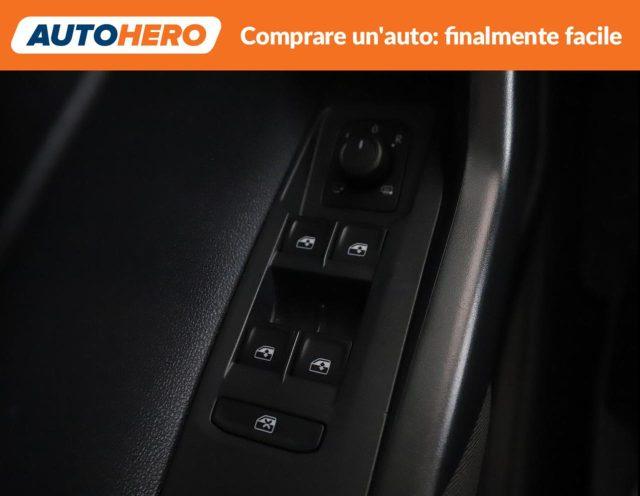 VOLKSWAGEN Polo 1.0
