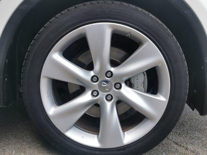 Infiniti FX FX30d S Premium
