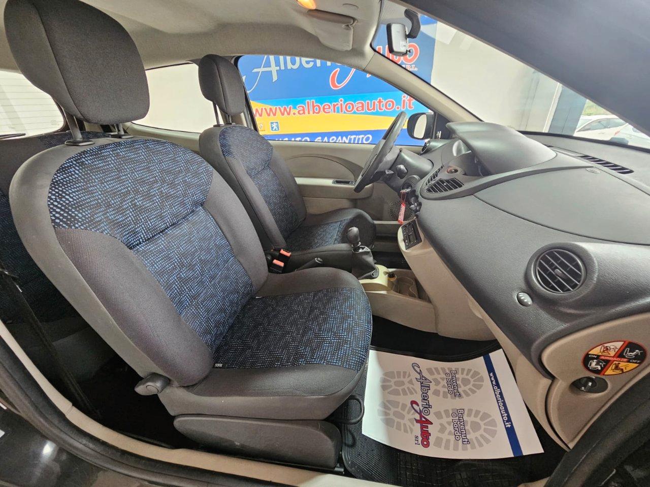 Renault Twingo 1.2 lev Dynamique CL 75cv