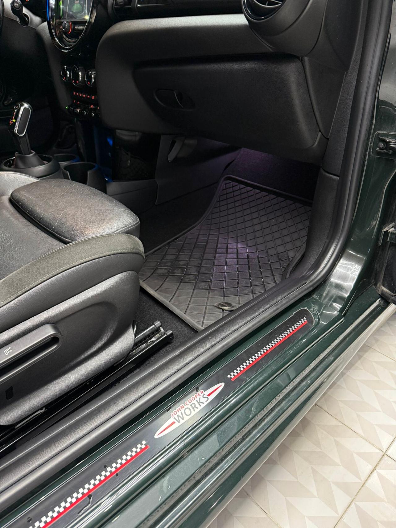 Mini John Cooper Works no super bollo