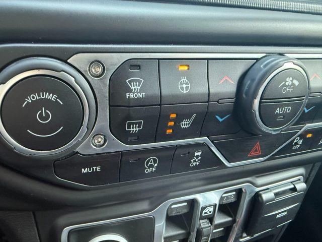 JEEP Wrangler Unlimited 2.2 Mjt II Sahara iva esposta