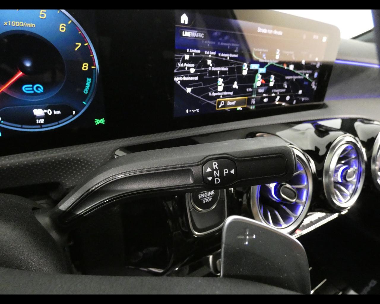 Mercedes-Benz Classe A (W177) - A 250 e hybrid EQ Premium