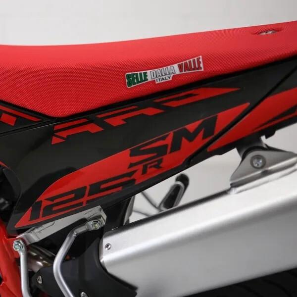 SWM SM 125 R Motard 125 A1 Estate Promo