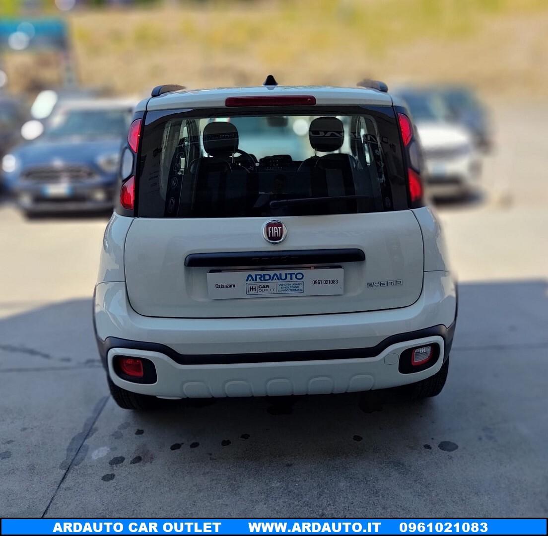 Fiat Panda 1.0 FireFly Hybrid City Cross 70 cv
