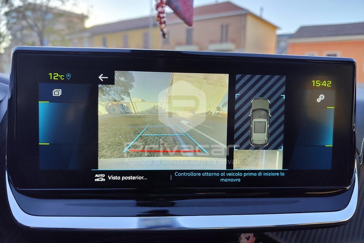 PEUGEOT 2008 motore elettrico 136 CV GT