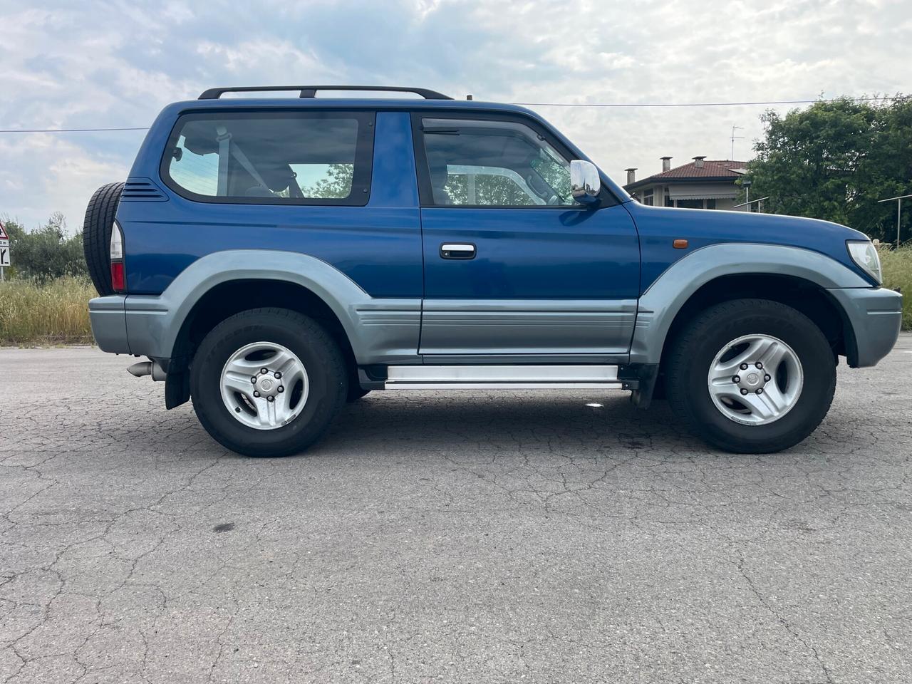 Toyota Land Cruiser 3.0 Tdi D-4D cat 3 porte KDJ90 GX