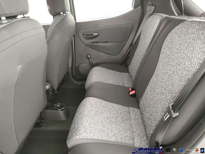 Lancia Ypsilon 1.0 Hybrid 70cv Silver