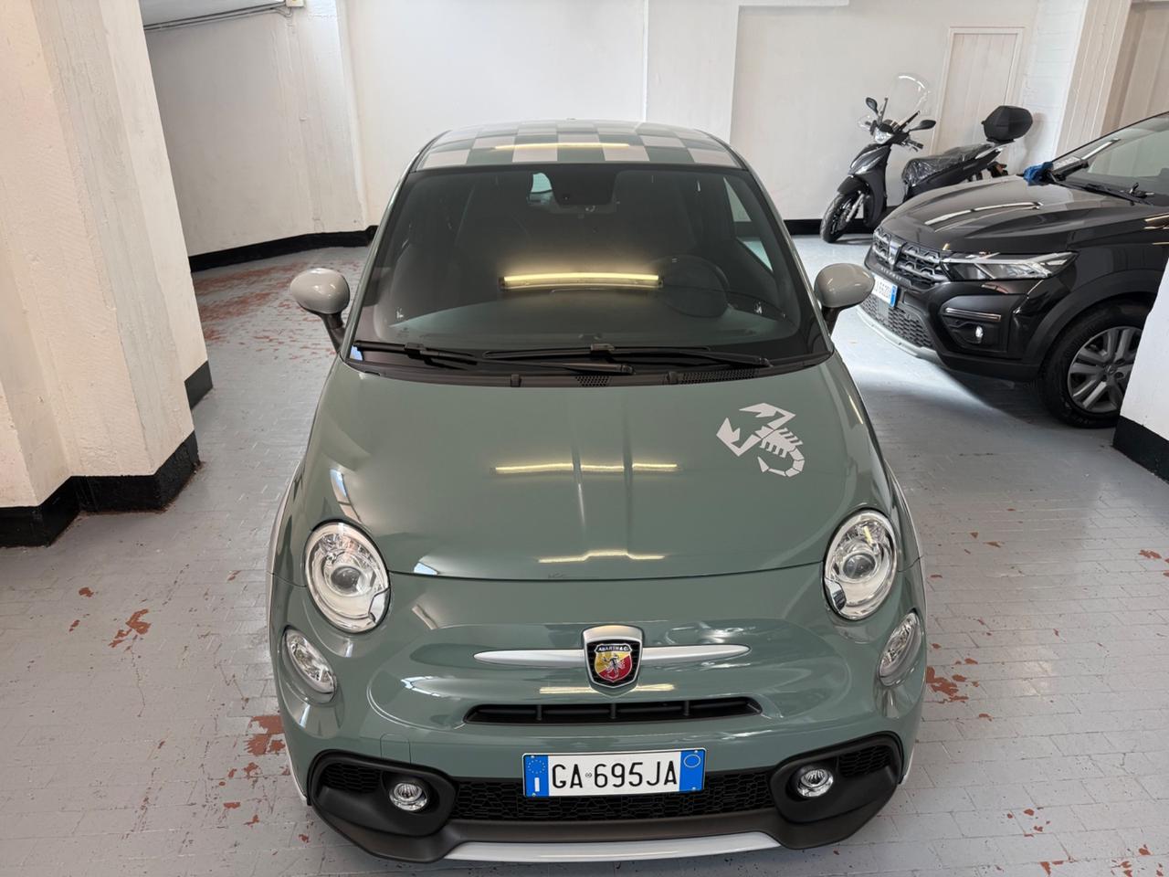 Abarth 695 1.4 Turbo T-Jet 180 CV 70°