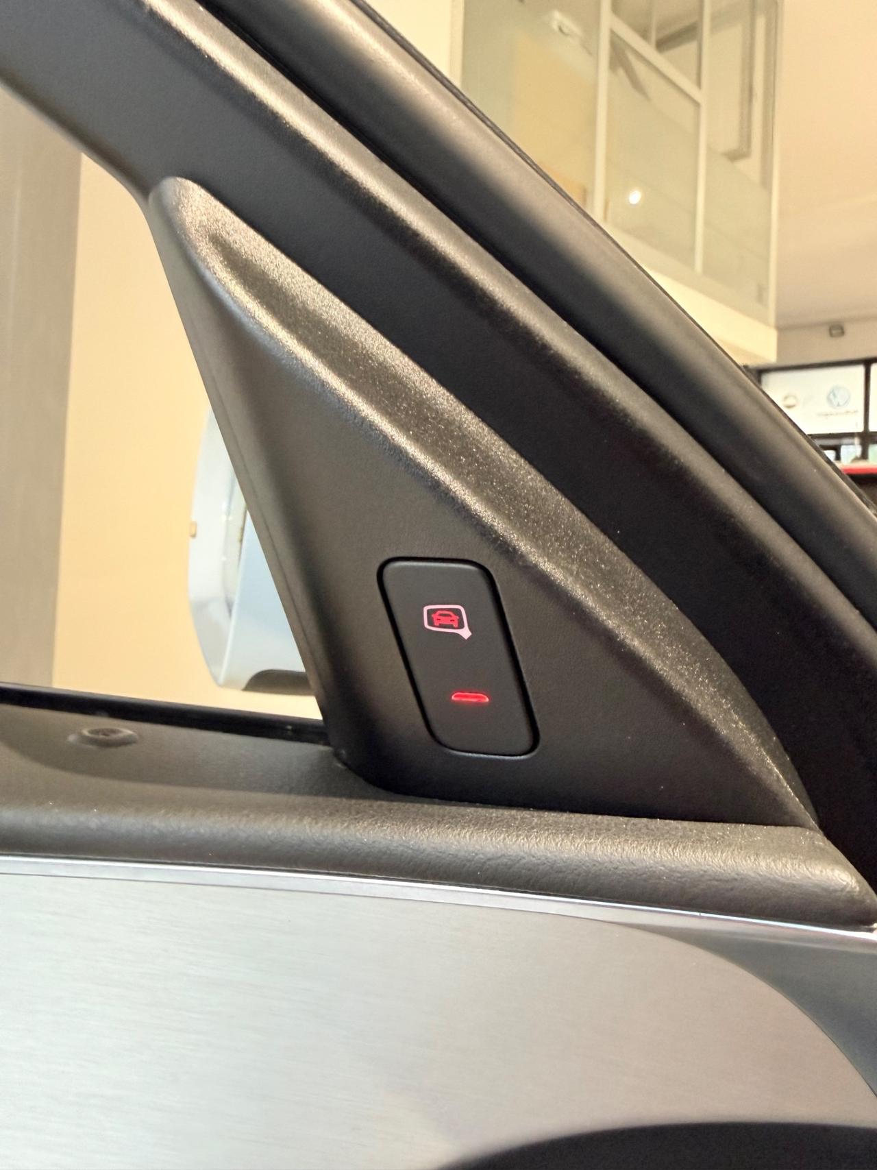 Audi A6 Avant 2.0 TDI 190 CV ultra S tronic DOPPIO S-LINE