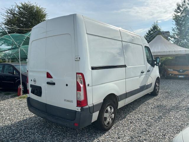 Nissan NV400 33 2.3 dCi PM-TA Furgone