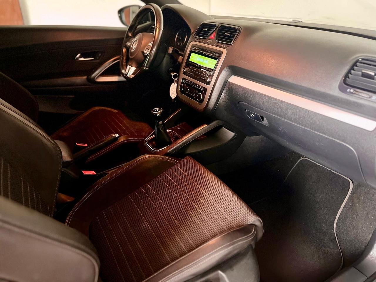 Volkswagen Scirocco 2.0 DPF TDI