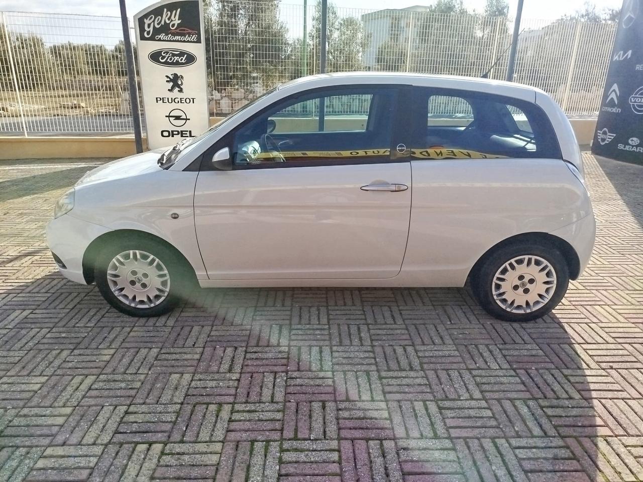 Lancia Ypsilon 1.4 Oro Ecochic GPL