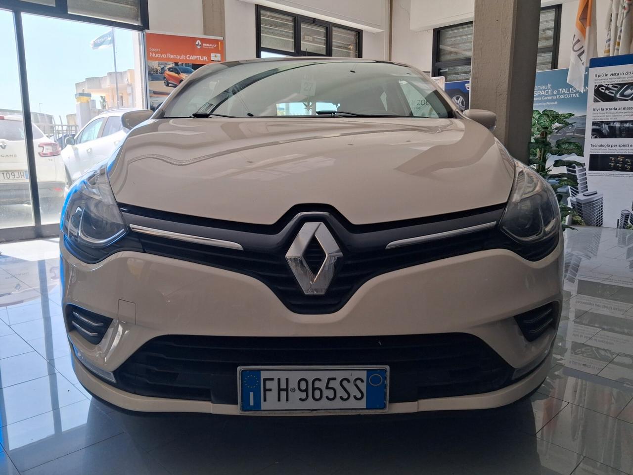 RENAULT Clio Intens 1.200 16v 75cv 5porte