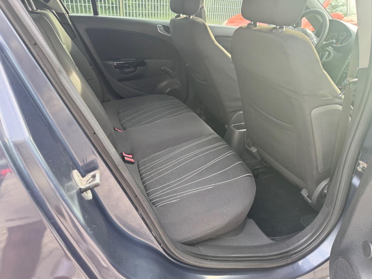 Opel Corsa 1.2 5 porte Cosmo