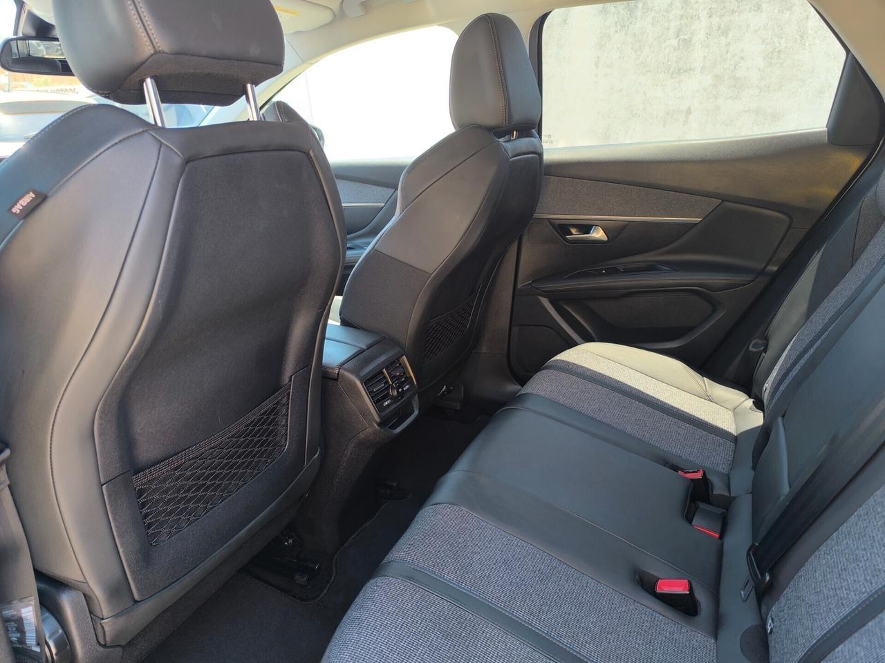 Peugeot 3008 BlueHDi 130 S&S Allure 2020