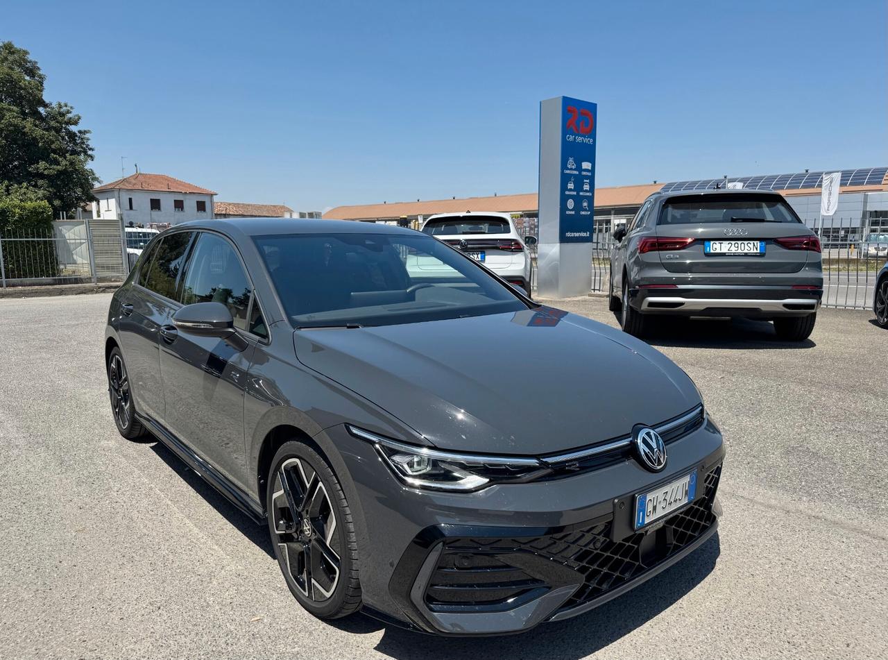 Volkswagen Golf 2.0TDi R-Line PLUS 150cv DSG / No Vincoli