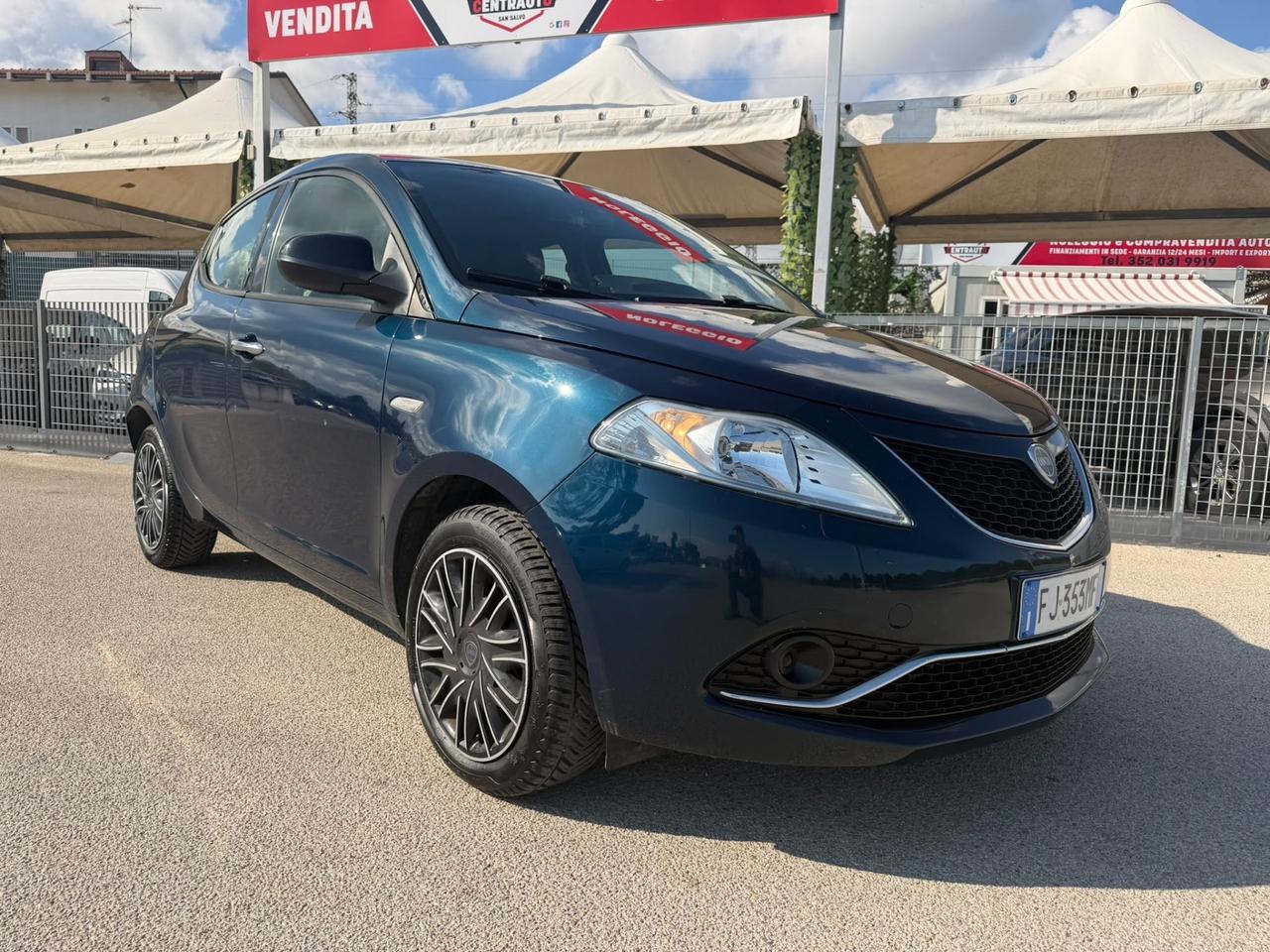 Lancia Ypsilon 1.3 MJT 95CV 2017 Perfetta garanzia