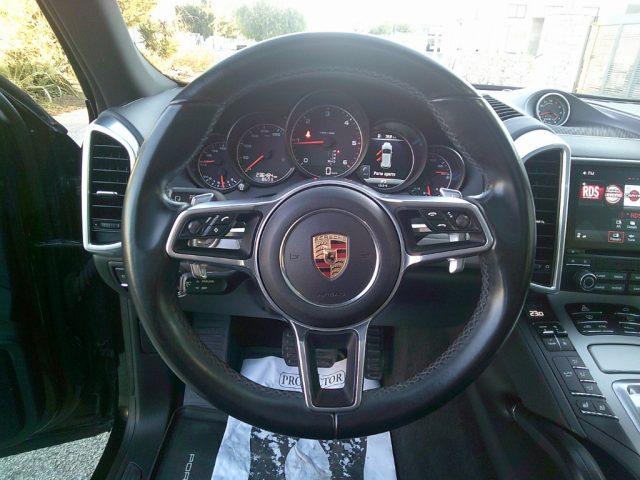PORSCHE Cayenne 3.0 Diesel Platinum Edition