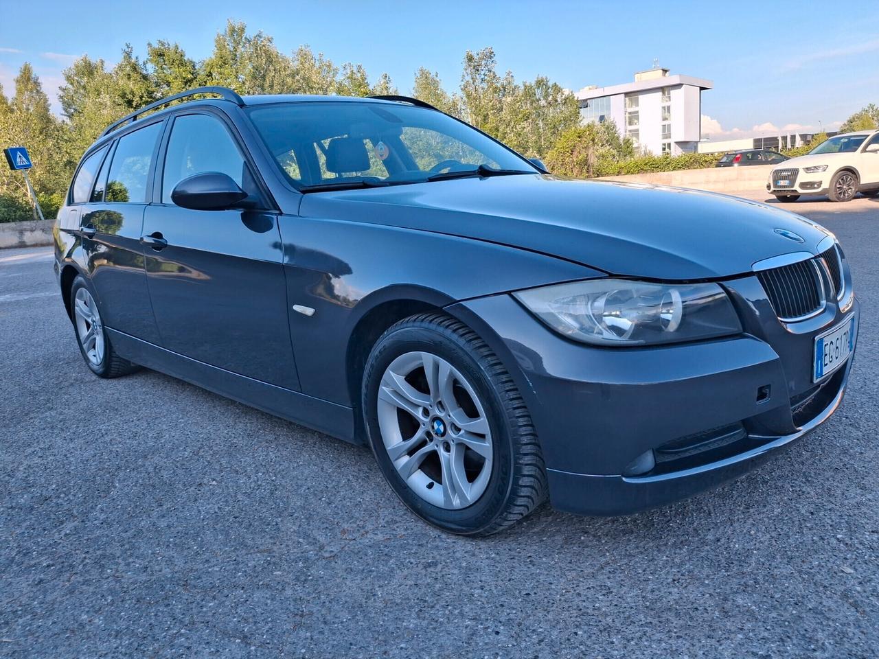 Bmw 318d cat Touring MSport-NAVIGATORE-PELLE-