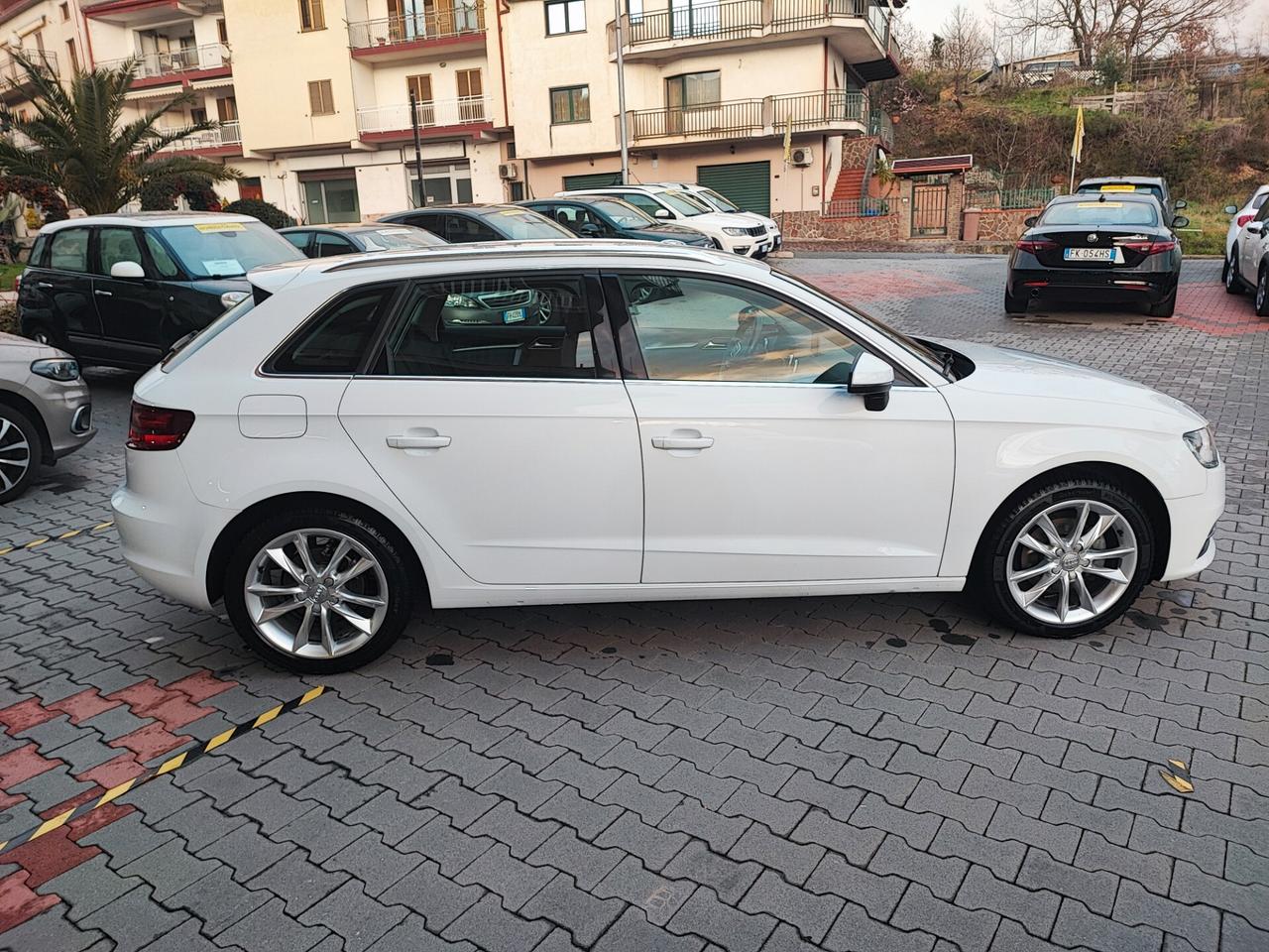 Audi A3 1.6 TDI clean diesel Attraction - 2015