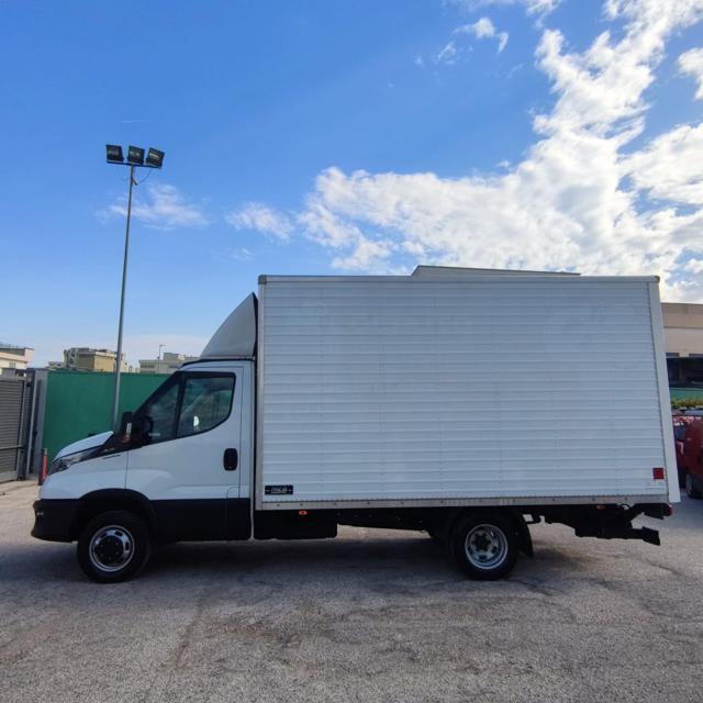 IVECO DAILY 35C14 BOX CON SPONDA POSTERIORE 3 PTI-2024