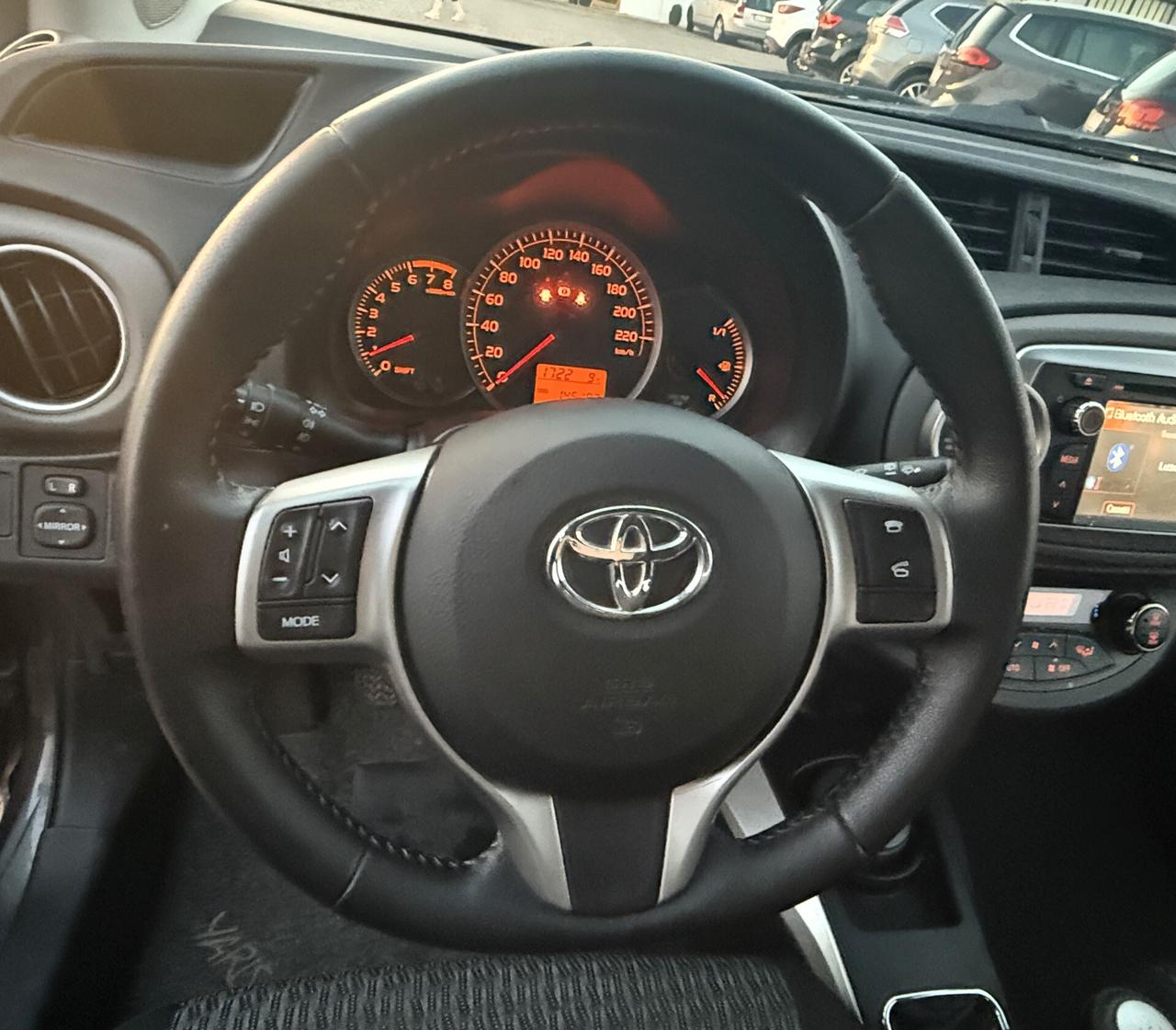 Toyota Yaris 1.0 5 porte Lounge