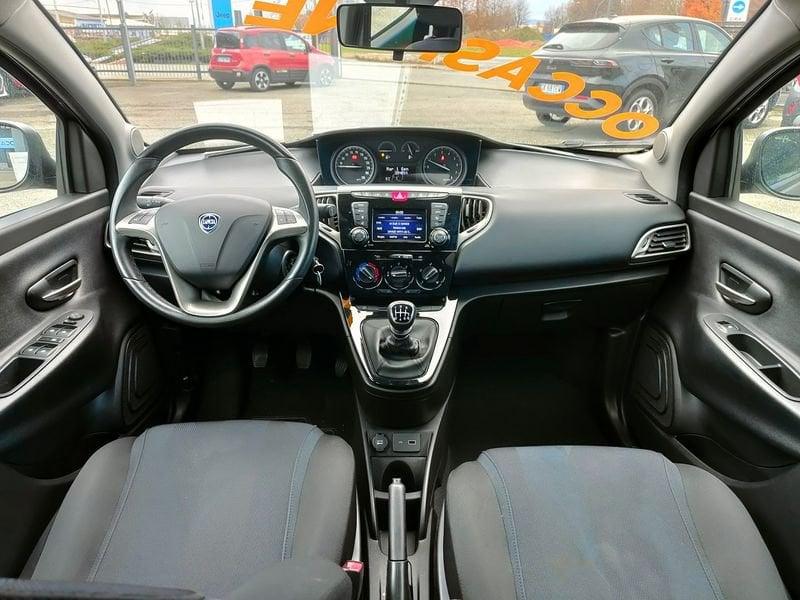 Lancia Ypsilon III 2015 5 Porte 1.0 FireFly Hybrid 70cv Gold S&S