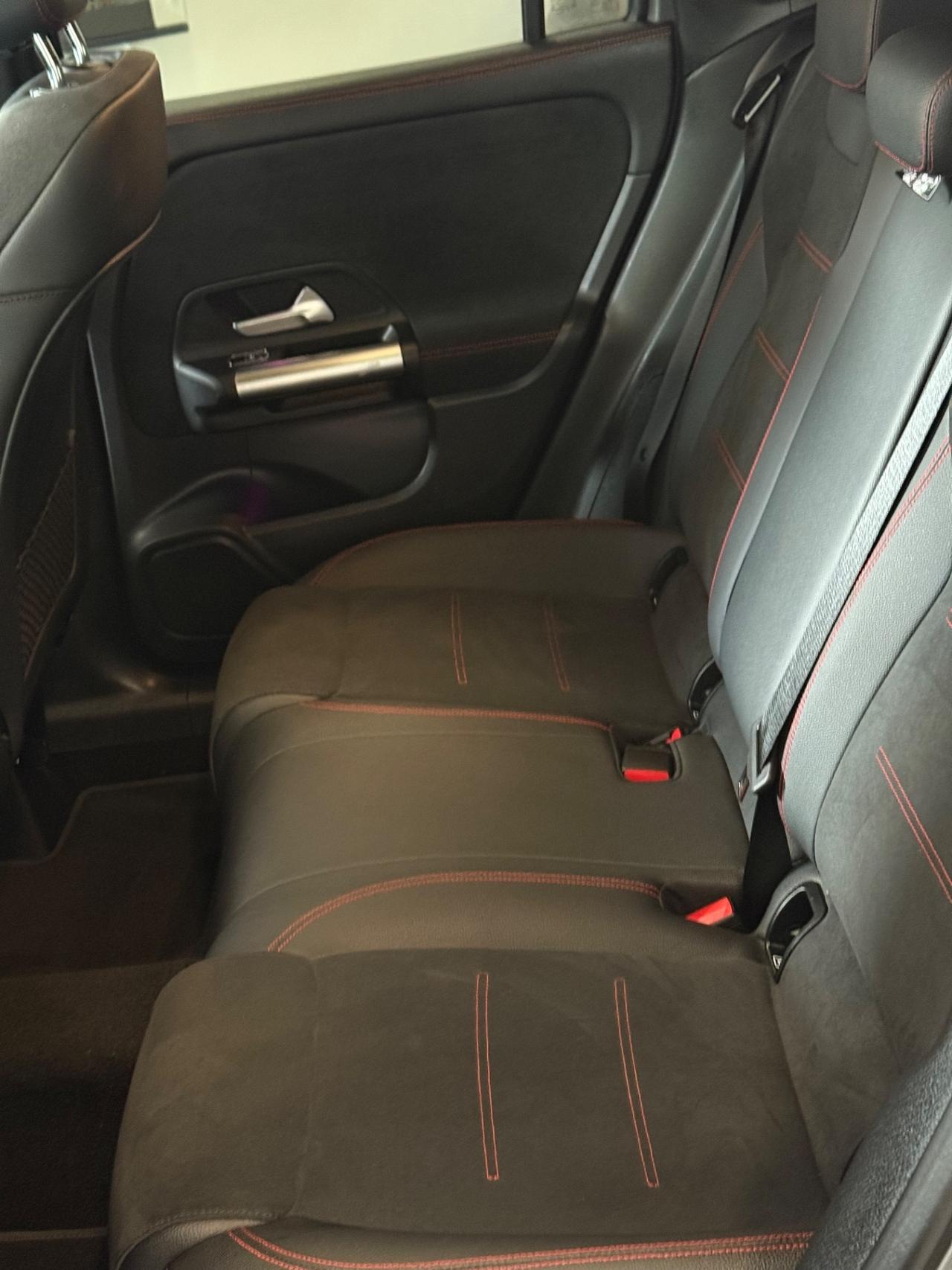 Mercedes-benz GLA 200 d Automatic AMG Line Premium Plus