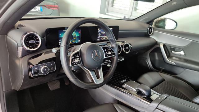 MERCEDES-BENZ A 180 d Auto SPORT NAVI CAMERA * IVA ESPOSTA *