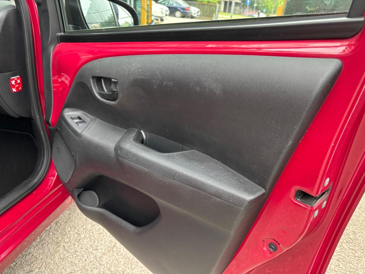 Citroen C1 1.0 5 porte Shine OK NEOPATENTATI