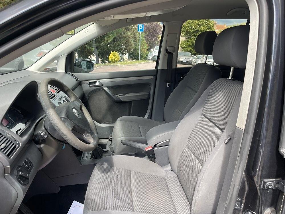 Volkswagen Touran 1.4 16V TSI 150CV Trendline Ecofuel 7 POSTI