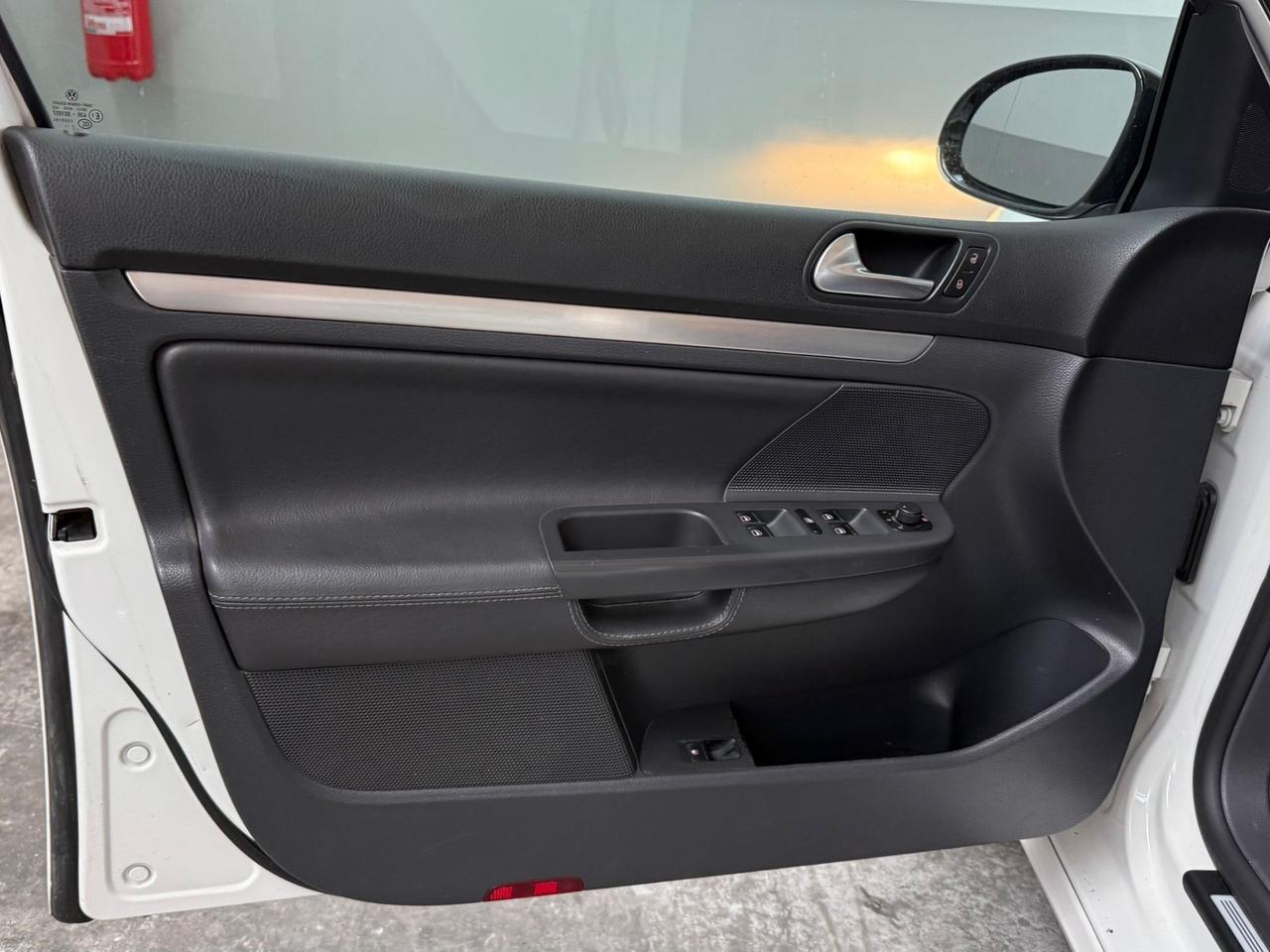 Volkswagen Golf GTI 2.0 16V TFSI 5p. DSG Edition 30