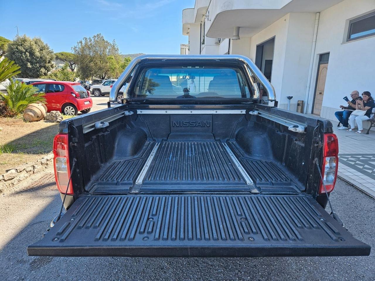Nissan Navara 2.5 dCi 4 porte Double Cab XE