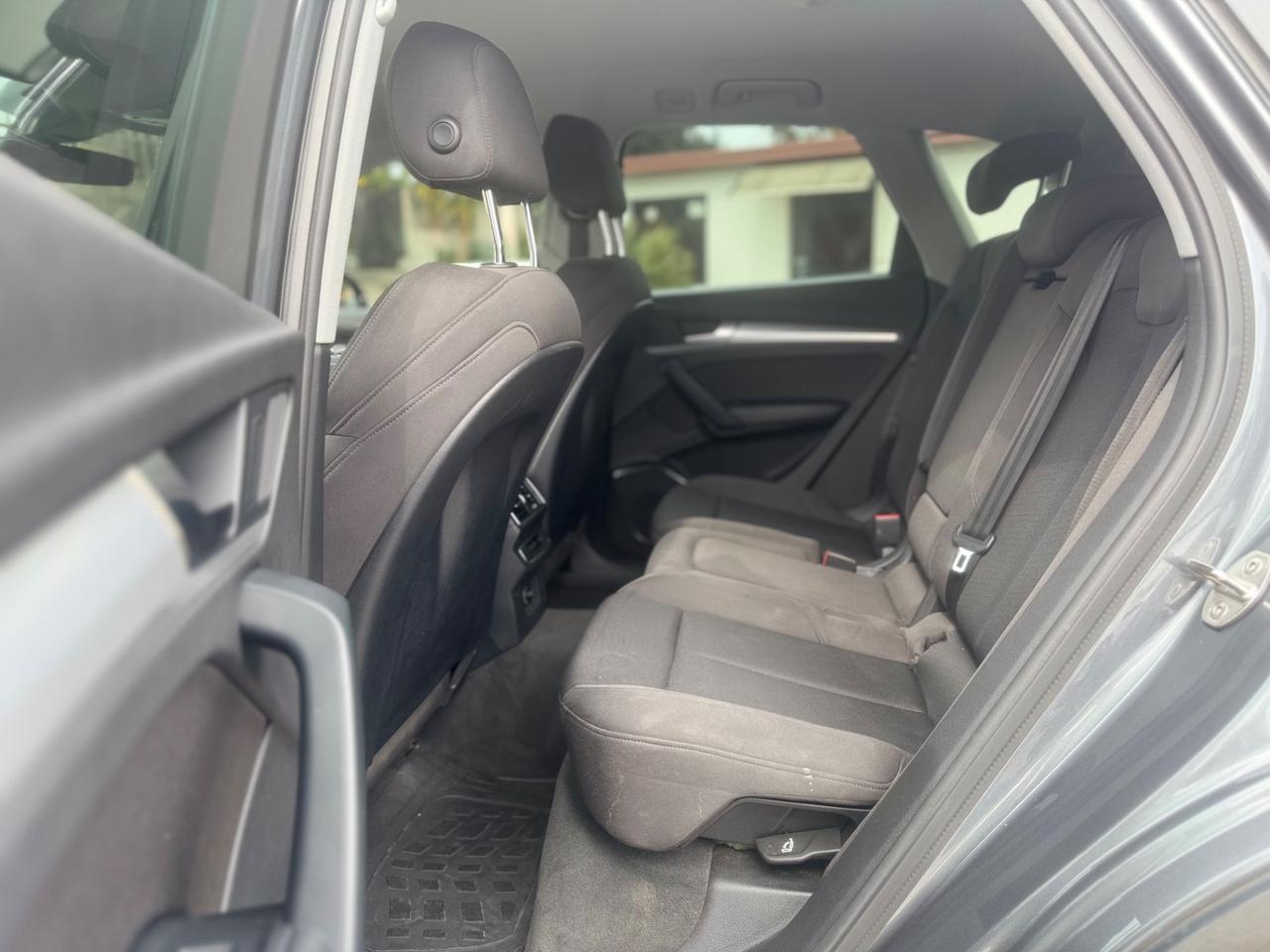 Audi Q5 40 TDI quattro S tronic Business