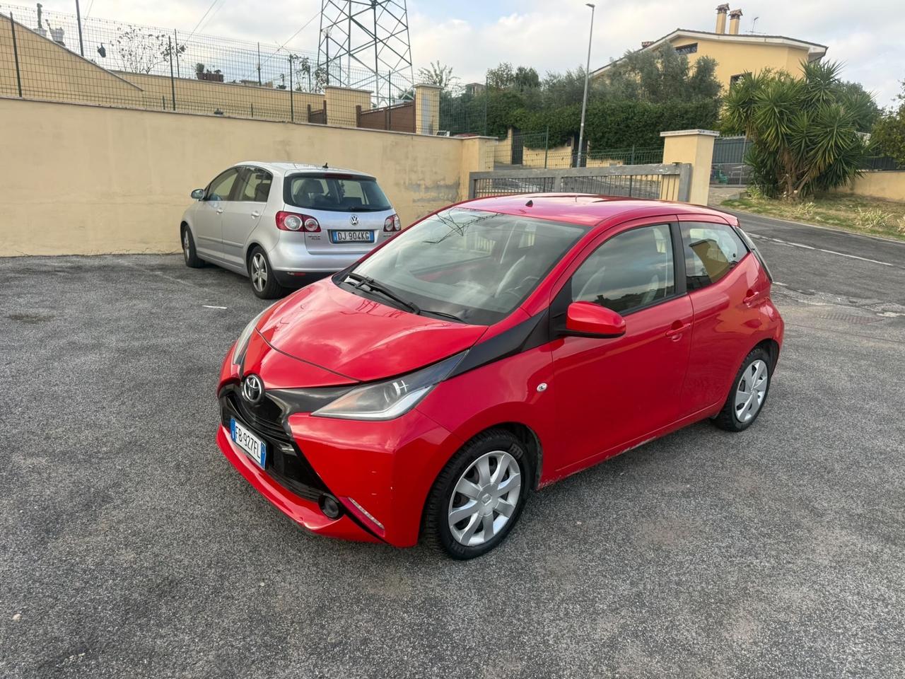 Toyota Aygo 1.0 VVT-i 69 CV 5 porte x-business