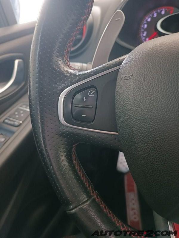 Renault Clio 1.6 TCe 220cv Energy RS Trophy EDC