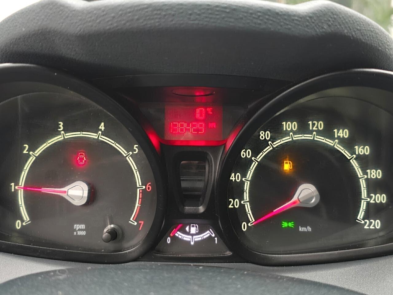 Ford Fiesta 1.2 82CV 5 porte NEOPATENTATI