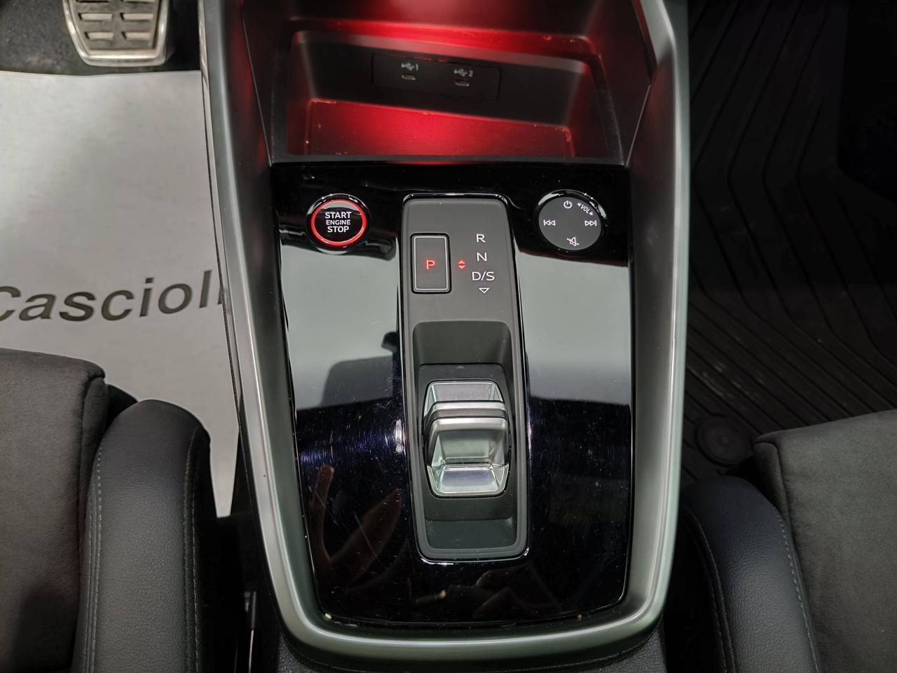 AUDI A3 IV 2020 Sportback - A3 2020 Sportback - RS3 Sportback 2.5 tfsi quattro s-tronic