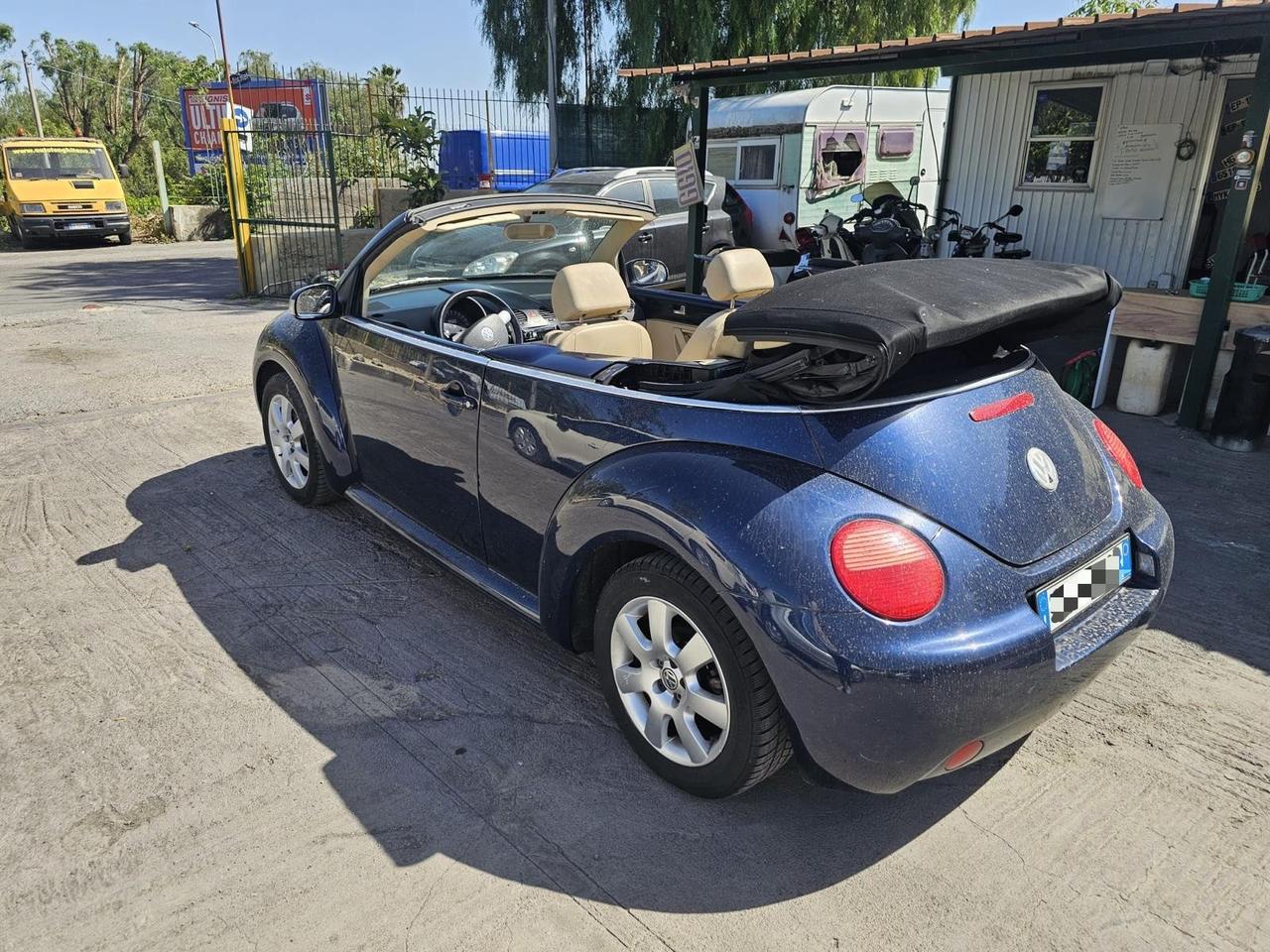 Volkswagen New Beetle 1.6 Cabrio