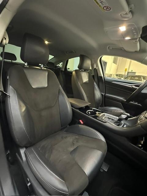 Ford Mondeo Full Hybrid 2.0 187 CV eCVT 4 porte Titanium Business