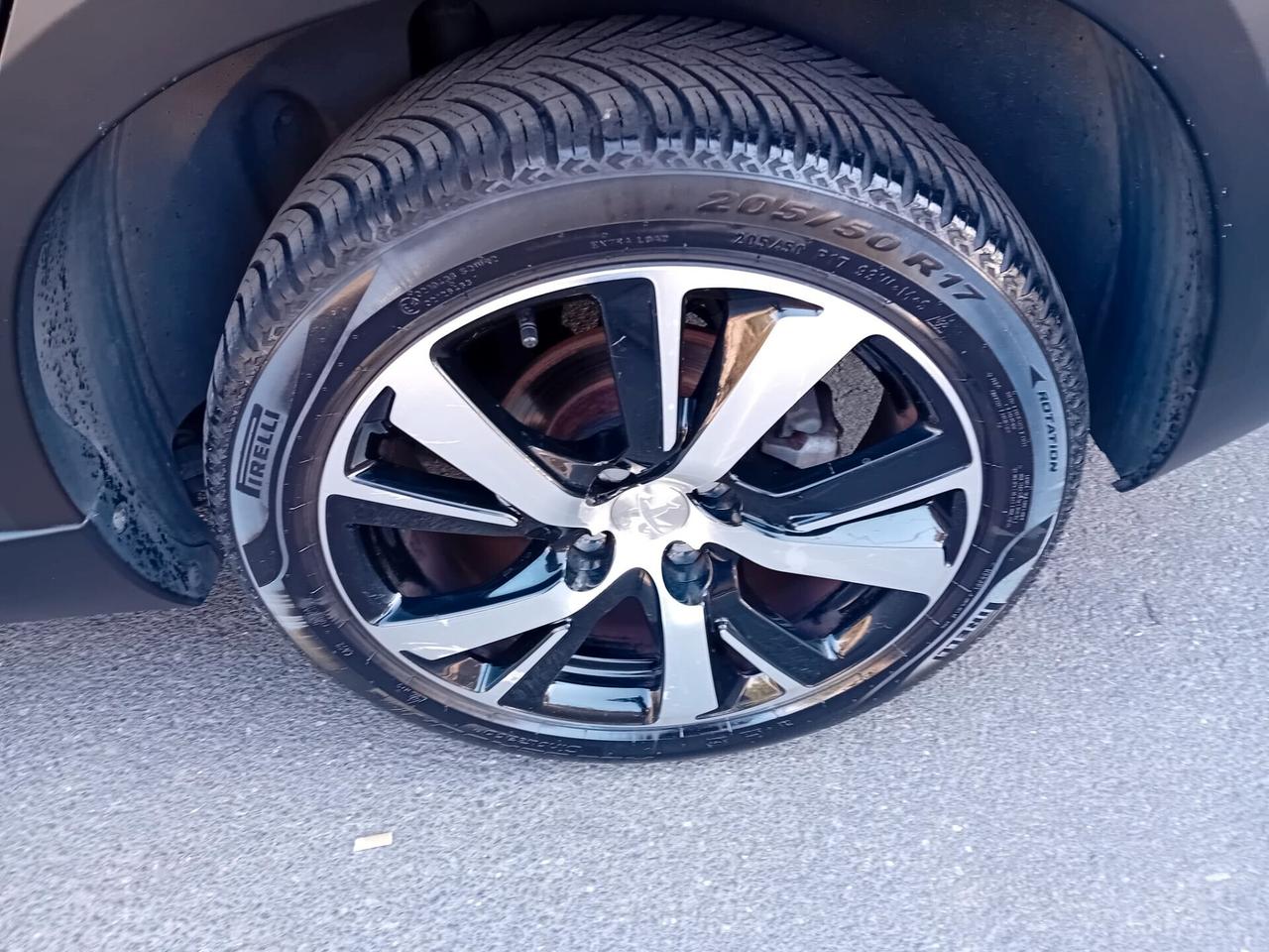 Peugeot 2008 BlueHDi 100 GT Line