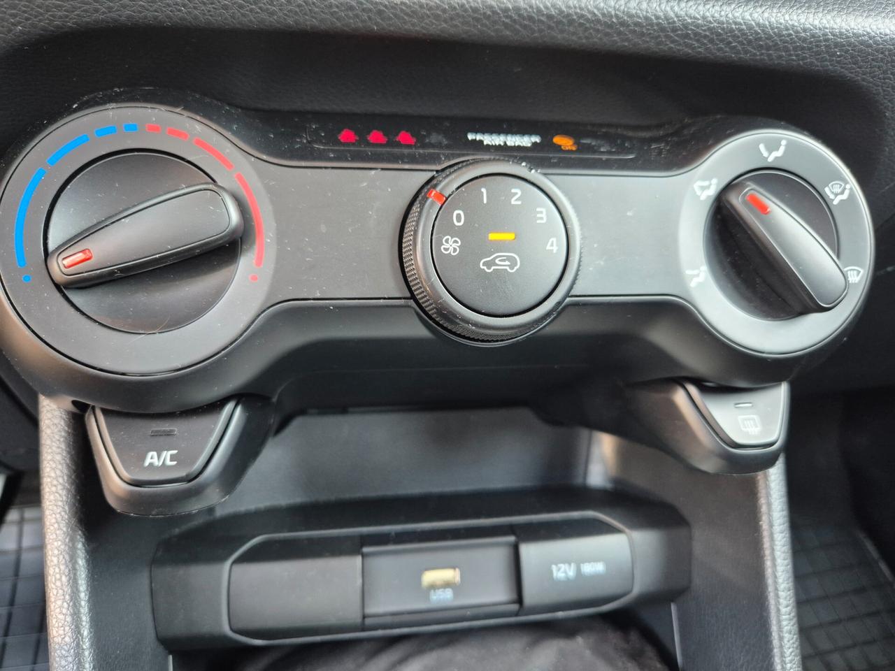 Kia Picanto 1.0 12V 5 porte Urban