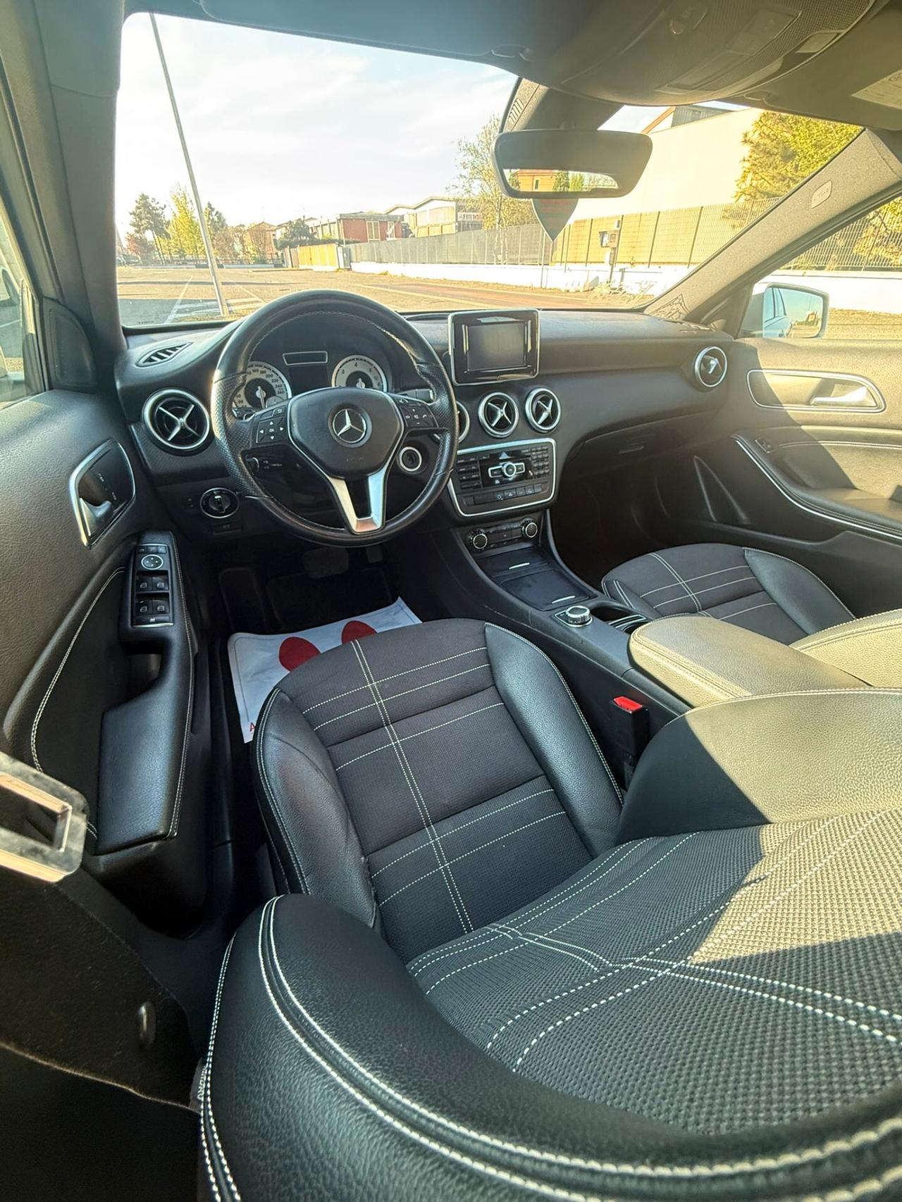 Mercedes-benz A 180 CDI BlueEFFICIENCY Automatic Sport