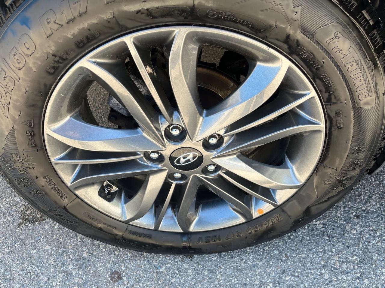Hyundai iX35-1.7 crdi- full-2014